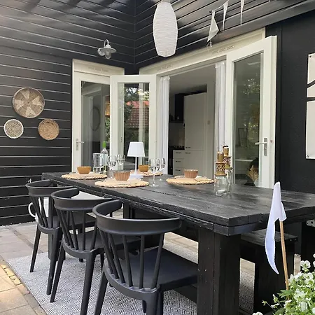 Dromen Op 1 - Stijlvol Boshuis Op De Veluwe Met Veranda En Grote Omheinde Tuin!